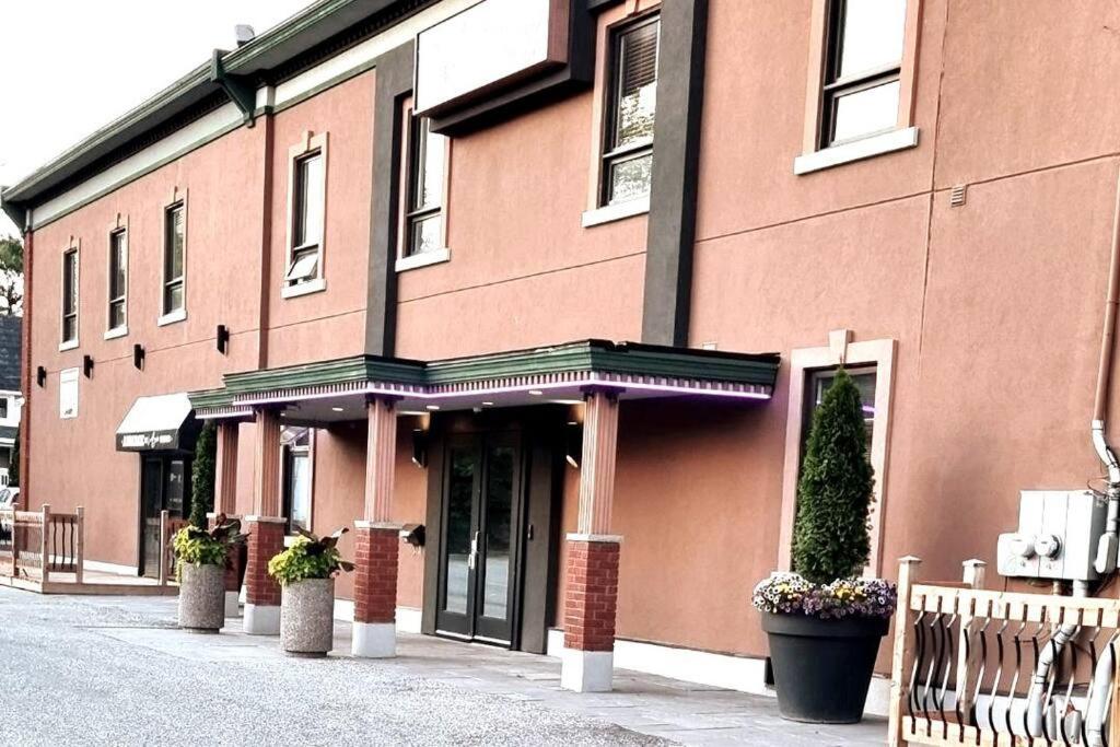 Cozy Spacious 1-Bdr Studio #8. Free Parking Γκατινό Εξωτερικό φωτογραφία